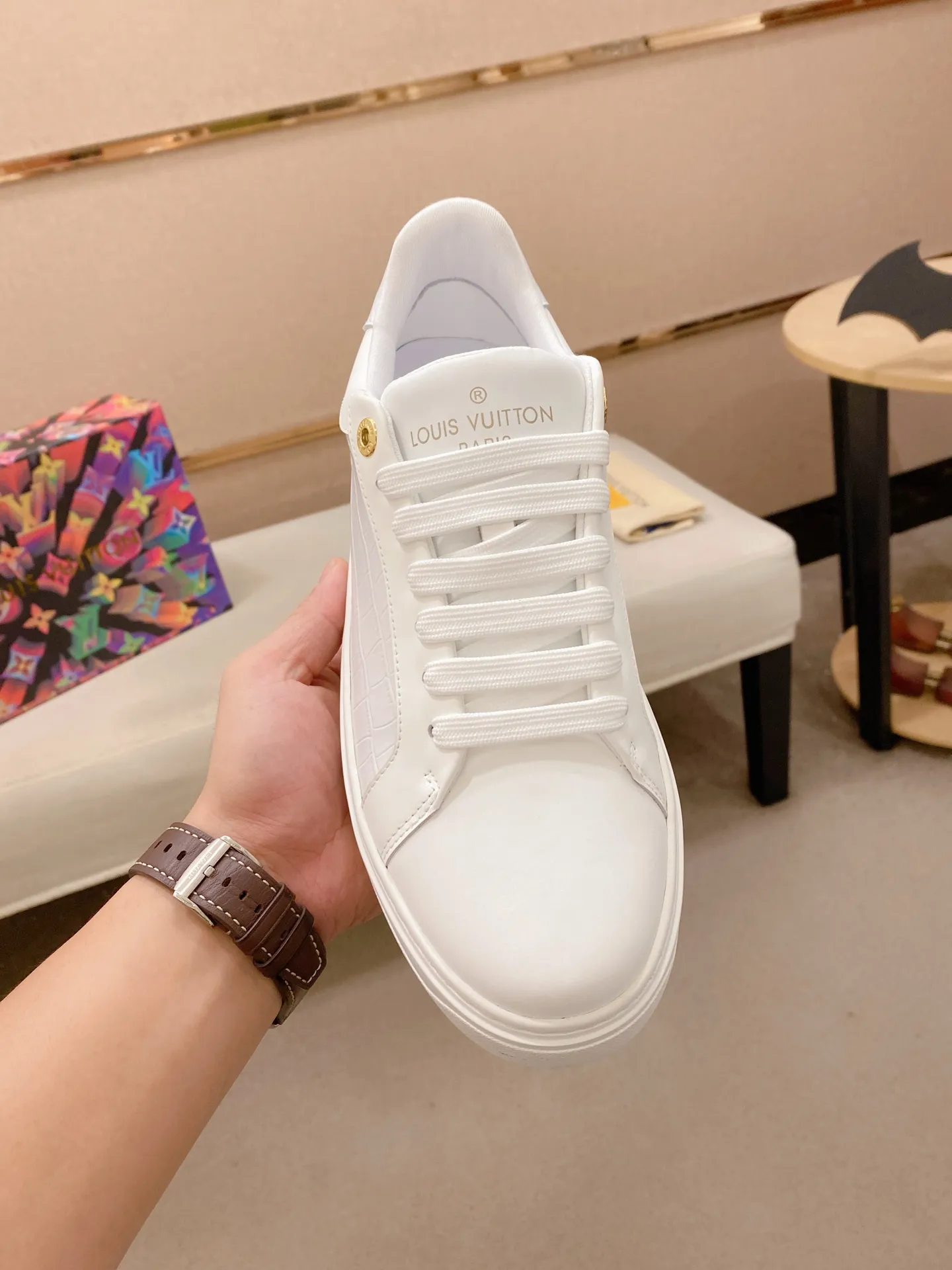 Men's shoes💰: 540💰(Niuli: full package) louis vuitton (Louis Vuitton/lv) top 🔍🔍 new models are on sale at the same time at the counter. The upper 🇮🇹 is imported from Italy, first-layer cowhide, and the lining is fully imported cowhide. 💪💪, completely 1⃣️ to 1 ⃣️Re-engraved🇮🇹💪💪, ⚠Sole: The original sole is specially provided by the original factory, the exclusive movable molded sole is super comfortable, ⚠The original factory follows the order, 🔍🔍high quality, you can enter and exit the counter at will, welcome to compare⚠. Code number:38-44